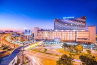 บ.ท็อปแลนด์ พลาซ่า /ห้างสรรพสินค้า